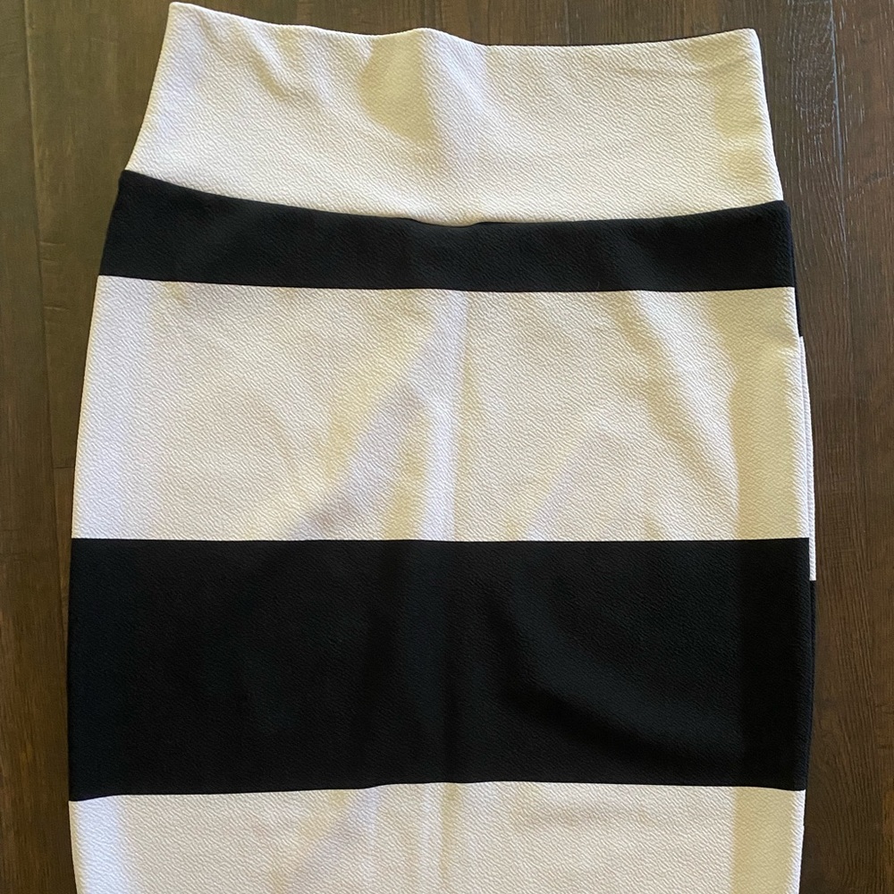 Lularoe Cassie Skirt S